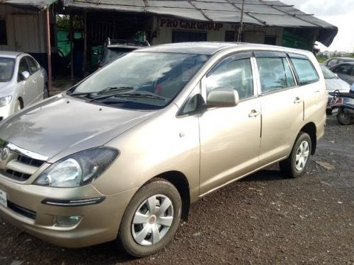 Used Toyota Innova 2004-2011 car at low price