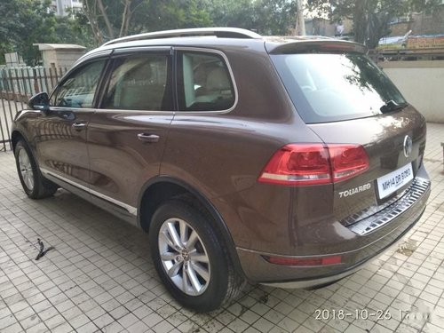 Used Volkswagen Touareg 3.0 V6 TDI 2012 by owner