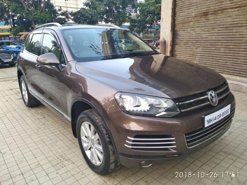 Used Volkswagen Touareg 3.0 V6 TDI 2012 by owner