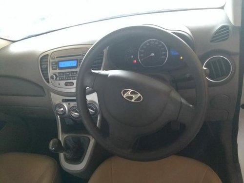 Good as new Hyundai Accent GLE for sale 