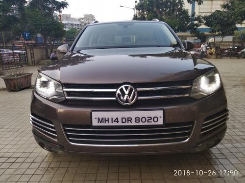 Used Volkswagen Touareg 3.0 V6 TDI 2012 by owner