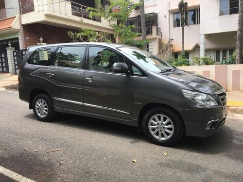 Used 2013 Toyota Innova car at low price