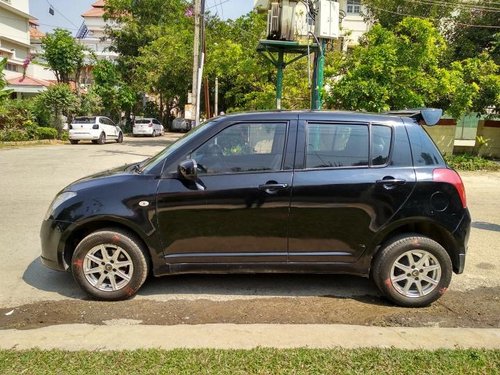 Used Maruti Suzuki Swift 2006 car at low price