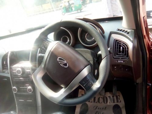 Mahindra XUV500 W6 2WD 2013 for sale 