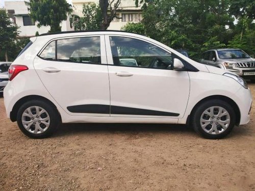 Good as new Hyundai i10 Sportz 2015 for sale