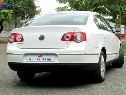 Volkswagen Passat 1.8 TSI MT for sale 