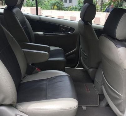 Used 2013 Toyota Innova car at low price