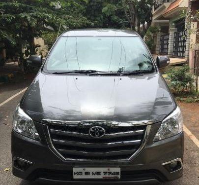 Used 2013 Toyota Innova car at low price