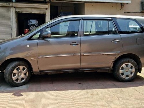 Used 2011Toyota Innova car at low price