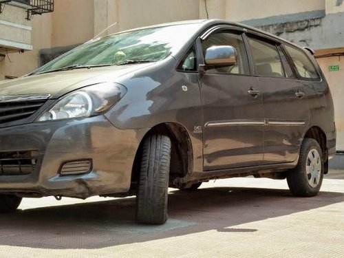 Used 2011Toyota Innova car at low price