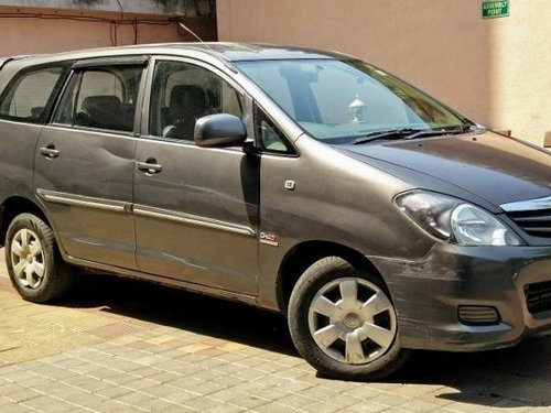 Used 2011Toyota Innova car at low price