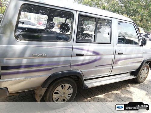 Used 2001 Toyota Qualis for sale