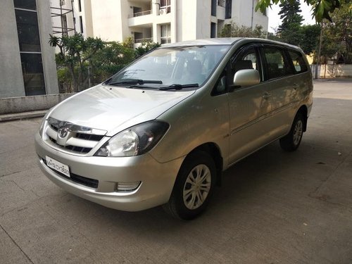 Used 2005 Toyota Innova 2004-2011 for sale