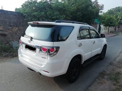 Used Toyota Fortuner 4x2 AT 2015