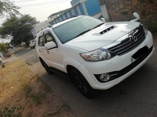 Used Toyota Fortuner 4x2 AT 2015