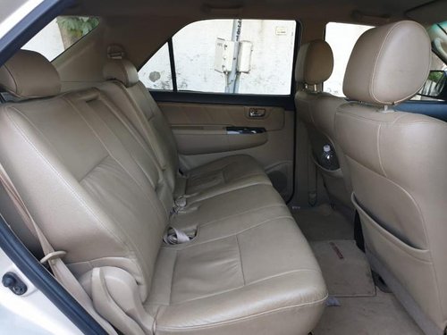 Used Toyota Fortuner 4x4 MT 2015 by owner 