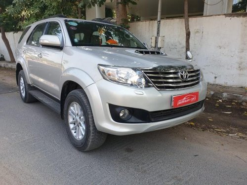 Used Toyota Fortuner 4x4 MT 2015 by owner 