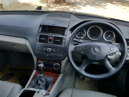 Mercedes-Benz C-Class C 200 Kompressor Elegance MT by owner 