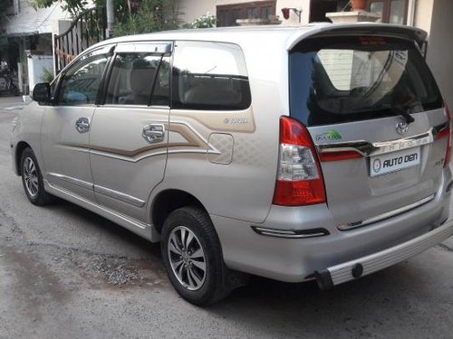 Good as new 2015 Toyota Innova for sale