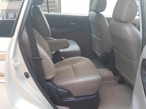 Good as new 2015 Toyota Innova for sale