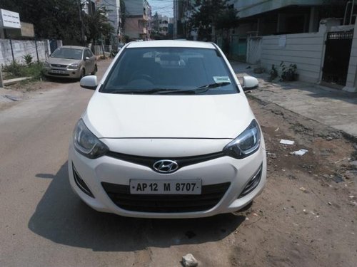 Used 2012 Hyundai i20 car at low price