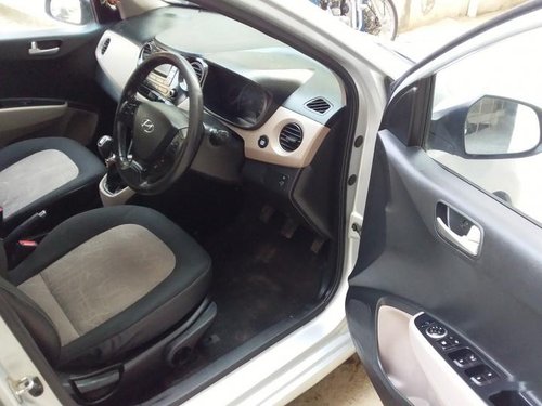 Good as new 2014 Hyundai i10 for sale