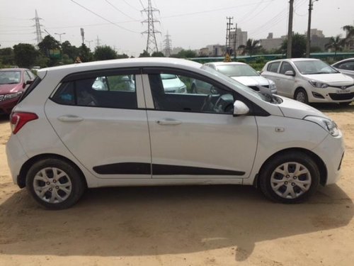 Good as new 2015 Hyundai i10 for sale