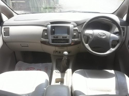 Used 2014 Toyota Innova 2004-2011 car at low price