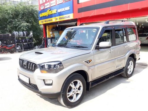 Used Mahindra Scorpio S10 4WD 2015