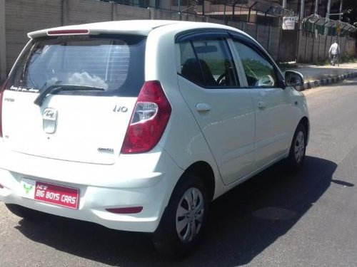 Used Hyundai i10 car at low price