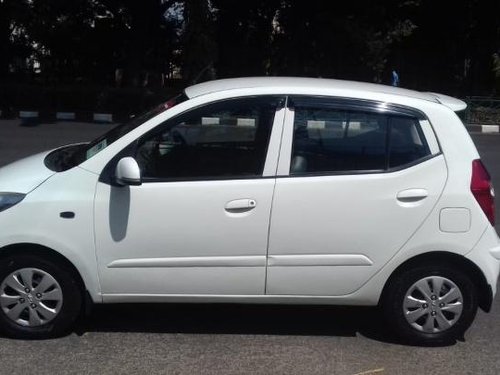 Used Hyundai i10 car at low price