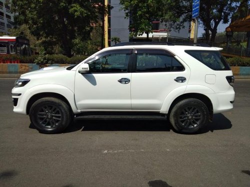 Toyota Fortuner 4x2 Manual 2015 for sale at low price