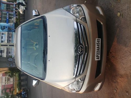 Toyota Innova 2004-2011 2010 for sale