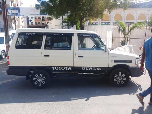 Used 2003 Toyota Qualis car at low price