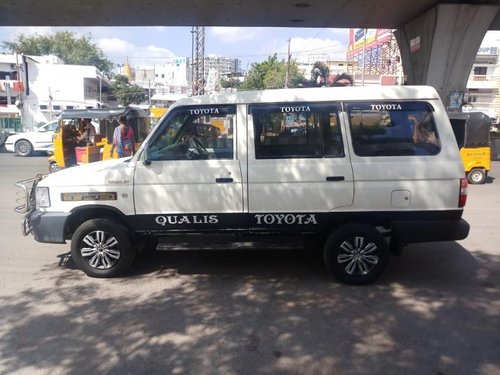 Used 2003 Toyota Qualis car at low price