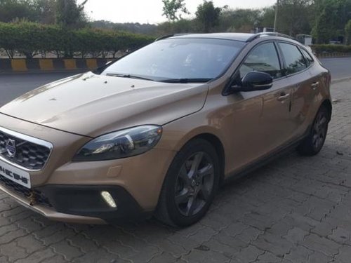 Used 2013 Volvo V40 Cross Country car at low price