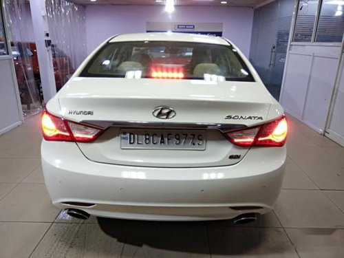 Used Hyundai Sonata Transform 2.4 GDi AT 2014 by owner 