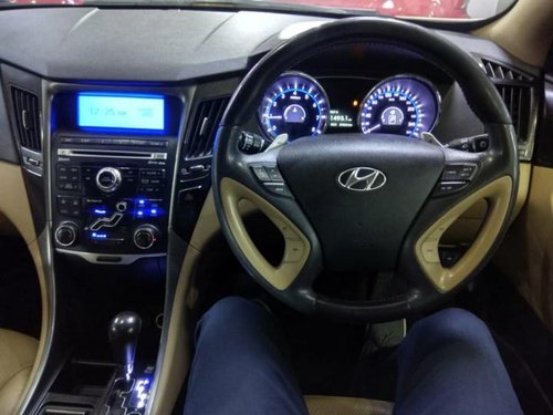 Used Hyundai Sonata Transform 2.4 GDi AT 2014 by owner 