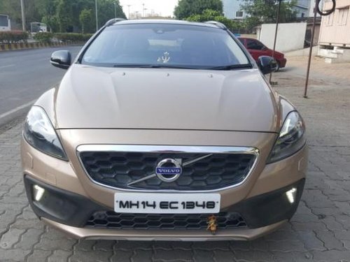 Used 2013 Volvo V40 Cross Country car at low price