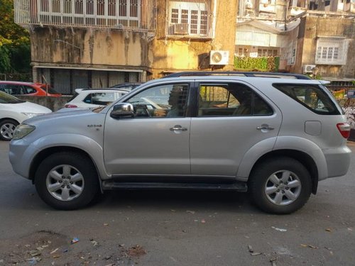 Used 2009 Toyota Fortuner car at low price