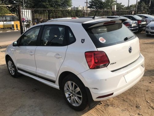 Good Volkswagen Polo 1.2 MPI Highline 2016 by owner 