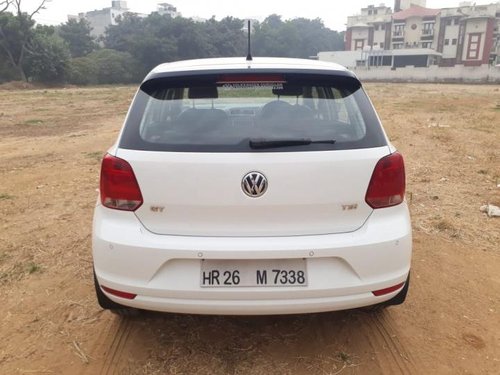 Used 2015 Volkswagen Polo car at low price