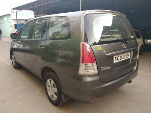 Used Toyota Innova 2.5 G4 Diesel 7-seater by owner
