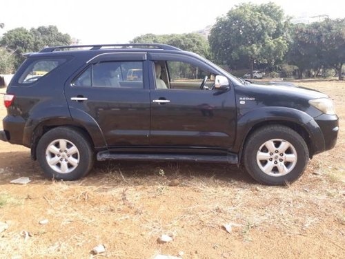 Used Toyota Fortuner 2.8 4WD MT 2009