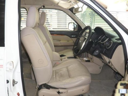 2010 Ford Endeavour for sale at low price