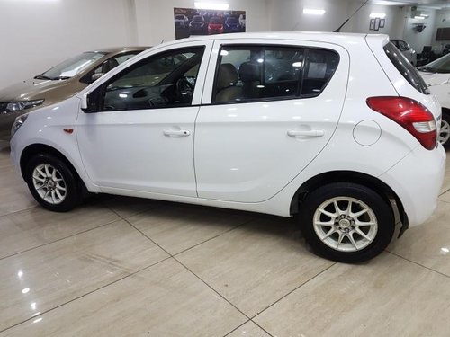 Used 2011 Hyundai i20 car at low price