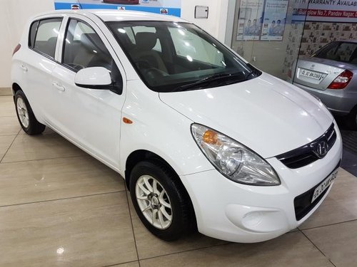 Used 2011 Hyundai i20 car at low price