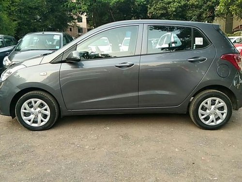 Hyundai i10 Magna AT 2017 for sale