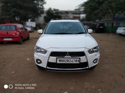 Used 2010 Mitsubishi Outlander car at low price