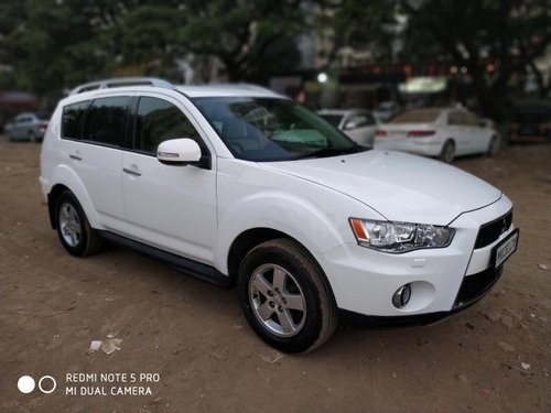 Used 2010 Mitsubishi Outlander car at low price